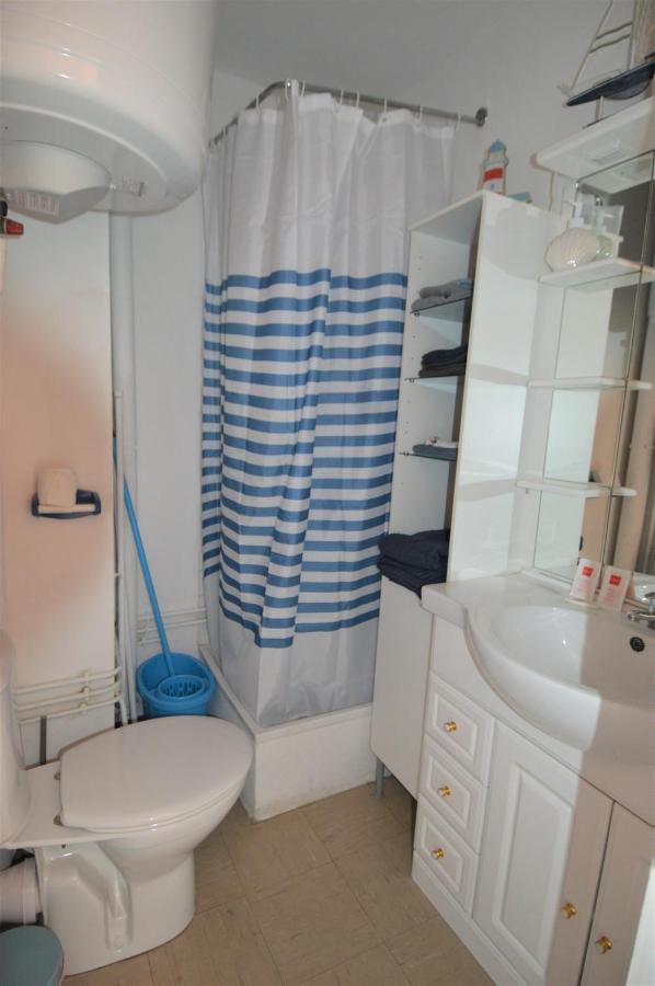 Studio Avec Chambre - Balcon Et A 20M De La Mer Apartment Курсел-сюр-Мер Екстериор снимка