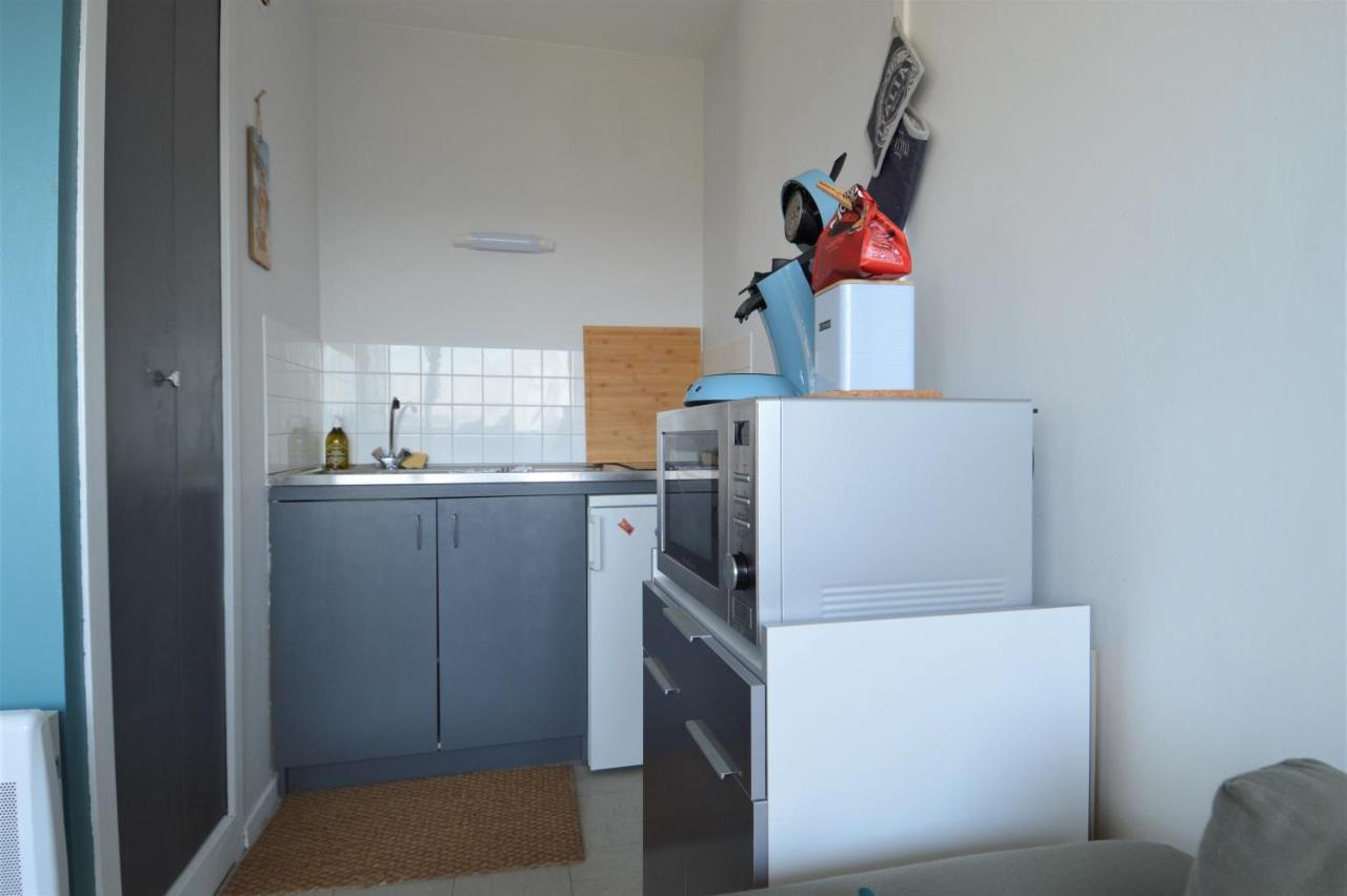 Studio Avec Chambre - Balcon Et A 20M De La Mer Apartment Курсел-сюр-Мер Екстериор снимка